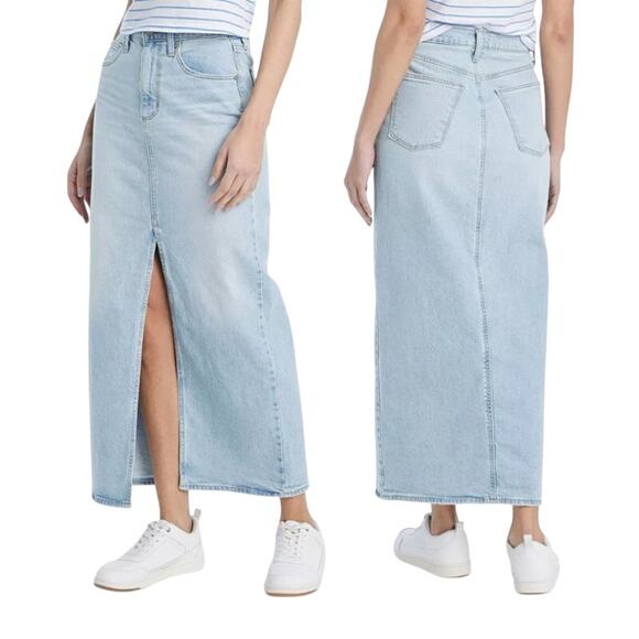 NWT Universal Thread Front Slit Maxi Skirt Light Wash Denim Blue Y2K Women's 2 - Picture 1 of 5